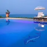 Regina Dell' Acqua Otel