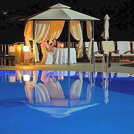 Regina Dell' Acqua Hotel
