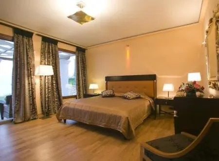 Regina Dell' Acqua Hotel