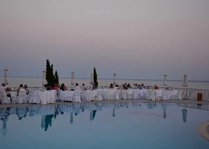 Regina Dell' Acqua Skala (Kefalonia)